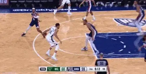 五年前致命踩线两分！杜兰特抢七绝平变绝杀，雄鹿加时突围改写NBA格局